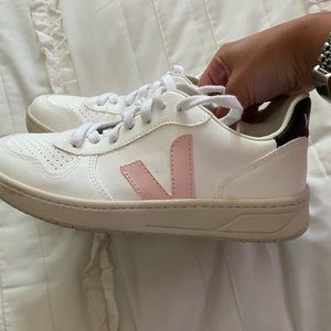 Veja Sneakers